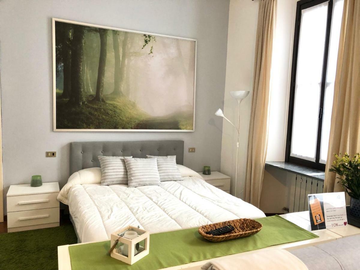 Large Studio Isola Apartment Milano Ngoại thất bức ảnh